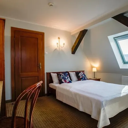 Hotel apartamentowy Stara Karczma 3*