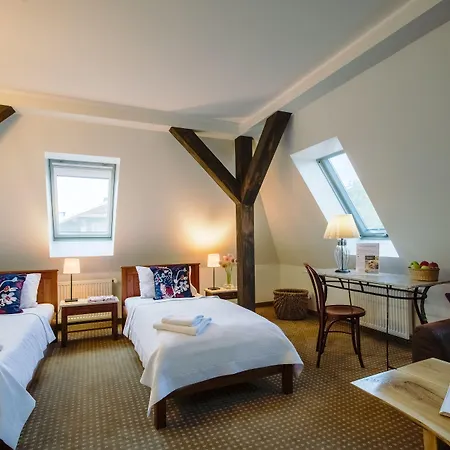 Hotel apartamentowy Stara Karczma 3*