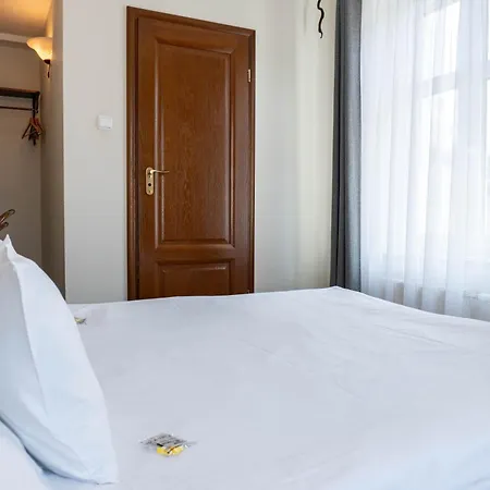 Oliwa Park 3*